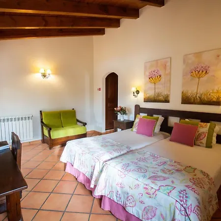 Monte Joao Roupeiro - *