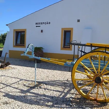 Monte Joao Roupeiro - Çiftlik konaklama Odeceixe